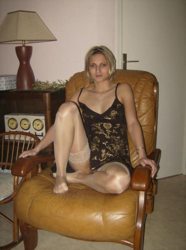 15P Amateur blonde wife taking hard cock