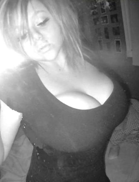 25P Huge boobs from the net 6