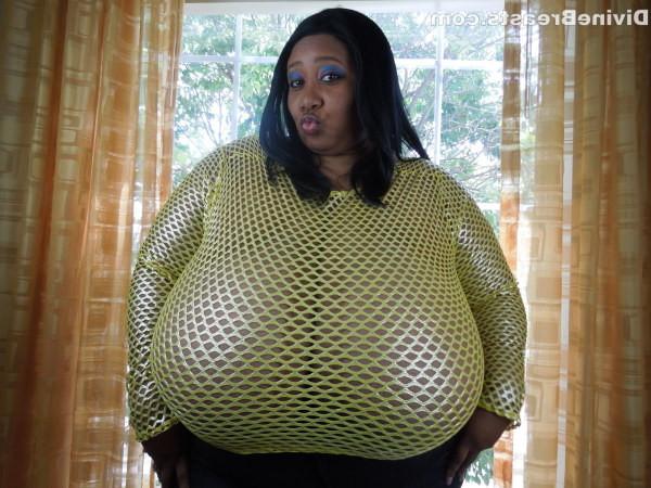 15P Plump ebony amateur unleashes her enormous watermelons