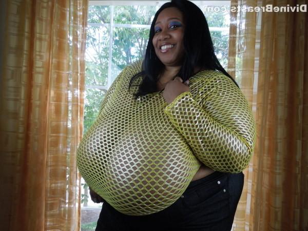 15P Plump ebony amateur unleashes her enormous watermelons