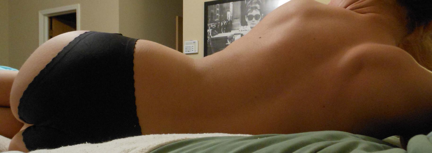15P Self shot gfs are posing for cell phone camera pics