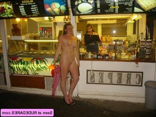 13P Flashing their naked bodies