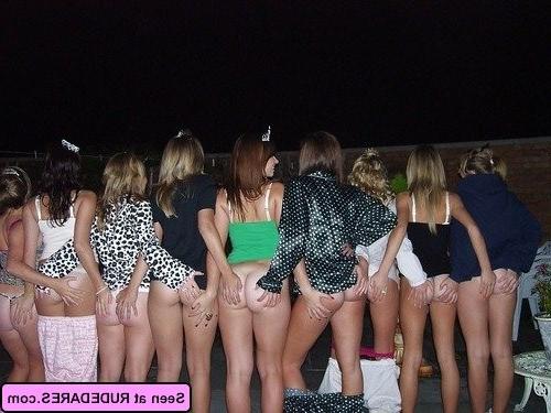16P Amateur babes showing nudity
