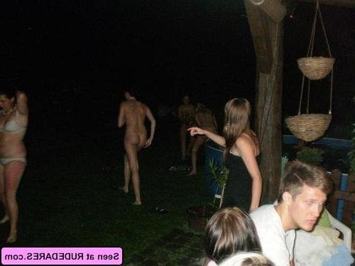 16P Girls enjoy going naked