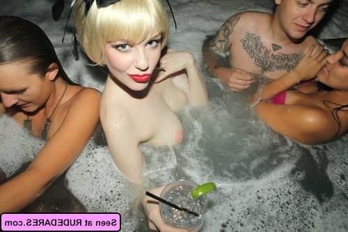 16P naughty naked girlfriends