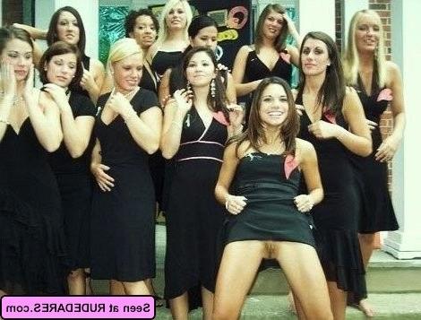 16P Exhibitionist girlfriends