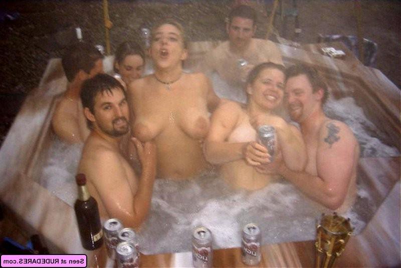 16P Women exposed as naked