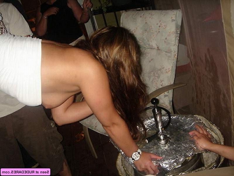 16P Girlfriends showing more than they should