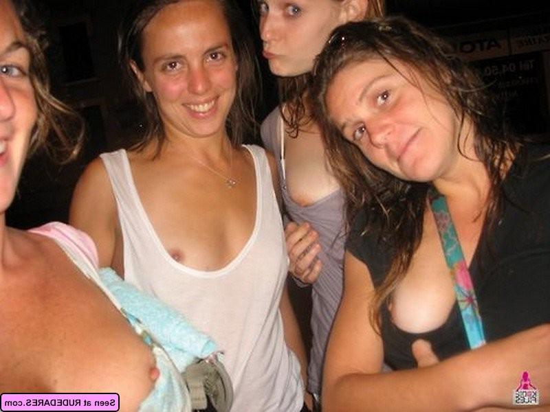 16P Hotties flashing