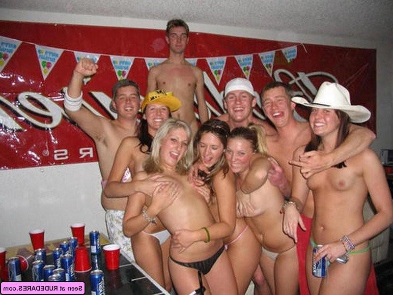 16P Happy to be naked