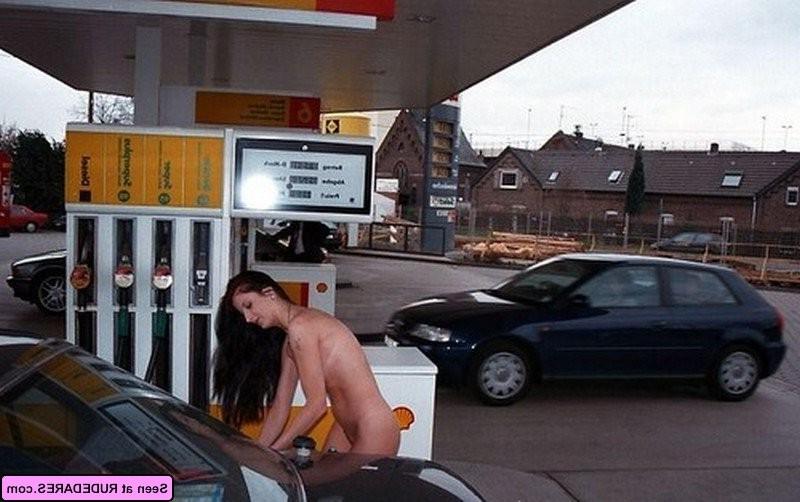 16P Hot girls in a state of nudity