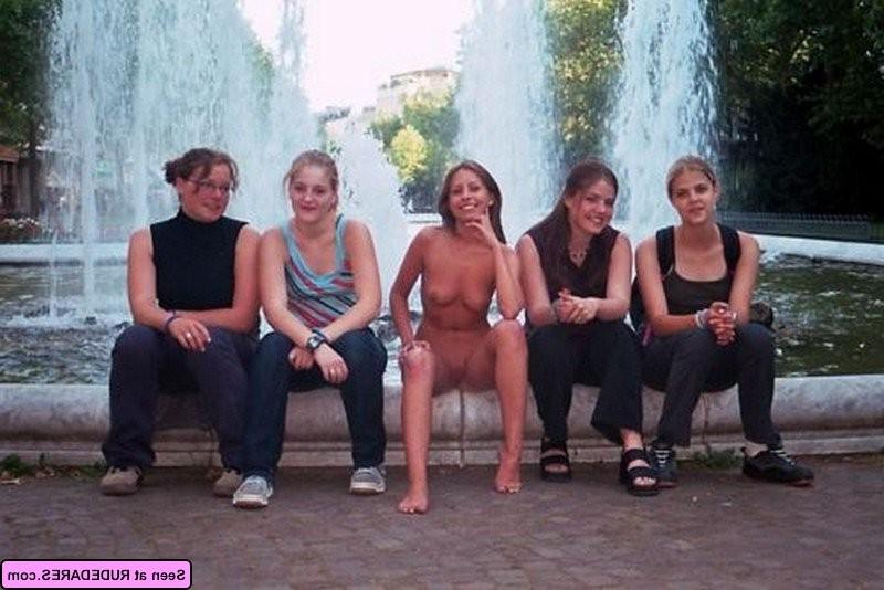 16P Women exposing themselves