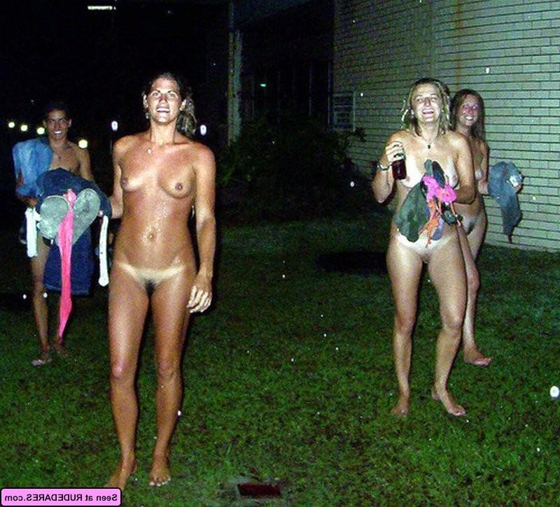 16P Going without clothes