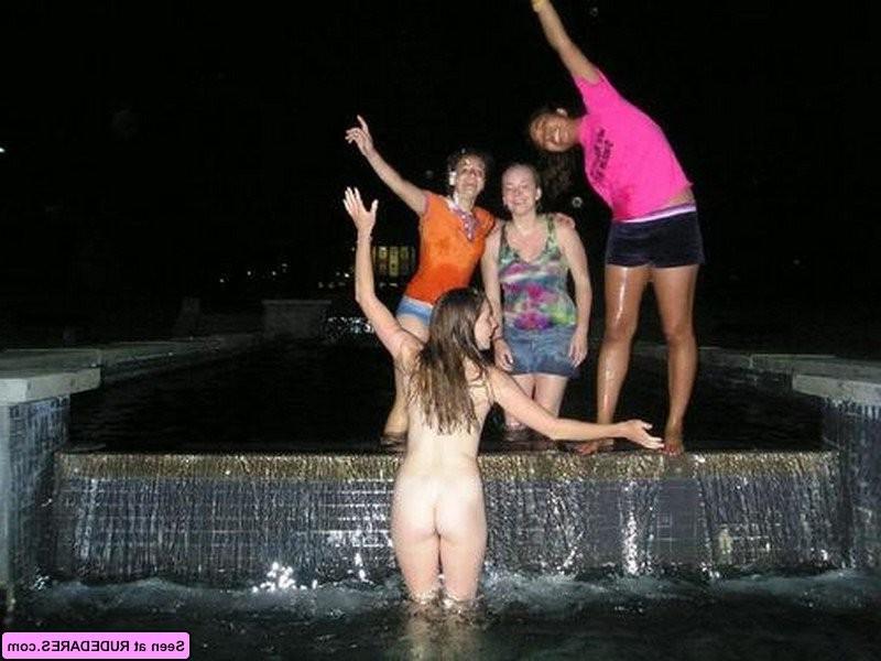 16P Female exhibitionists
