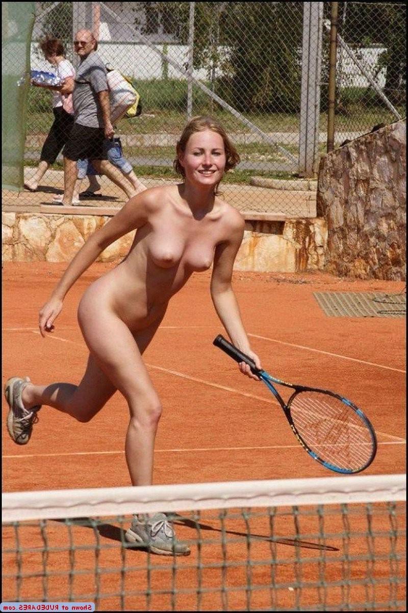 15P Exhibitionists in public