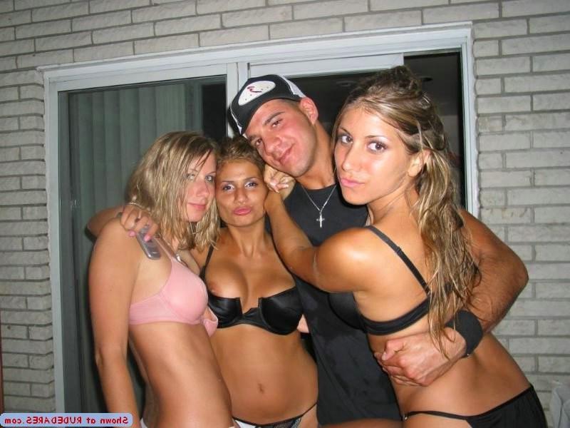 15P Boobs popping out