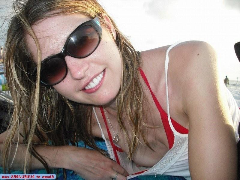 15P Boob downblouse