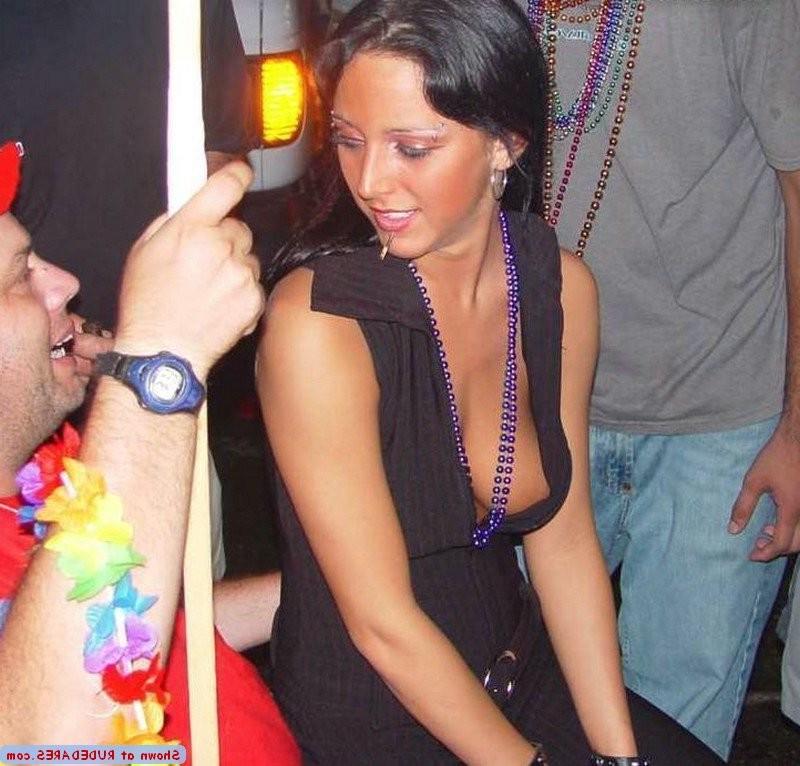15P Boob downblouse