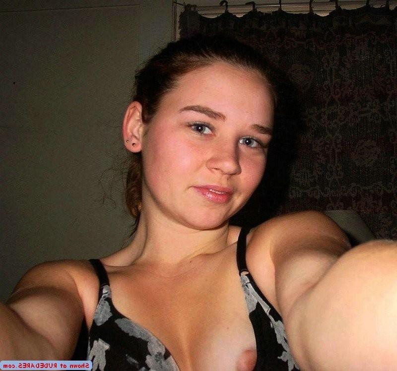 15P Tits escaping