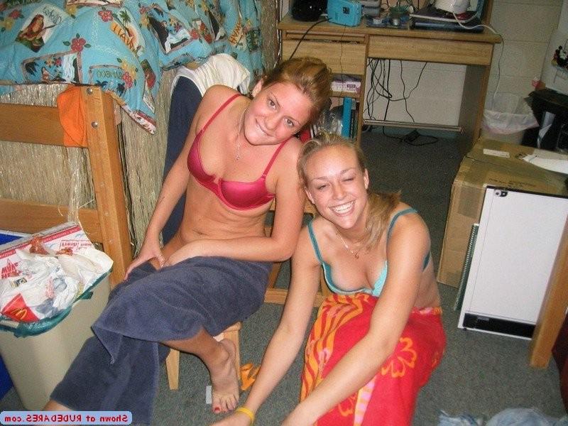 15P Tits escaping