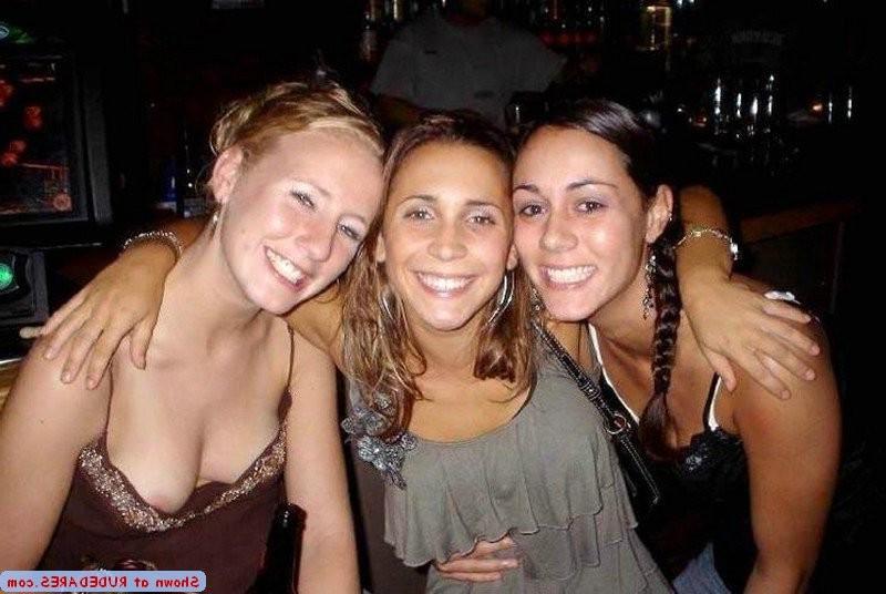15P Exposed nipples