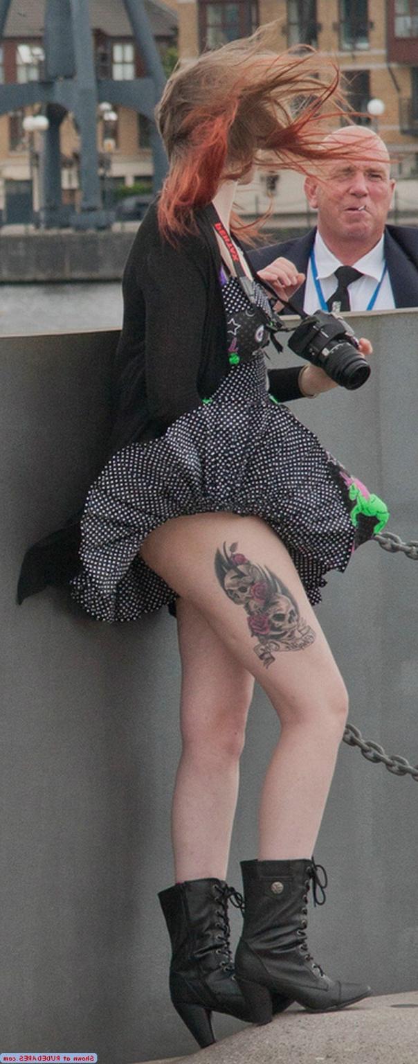 15P Genuine amateur girls caught naked