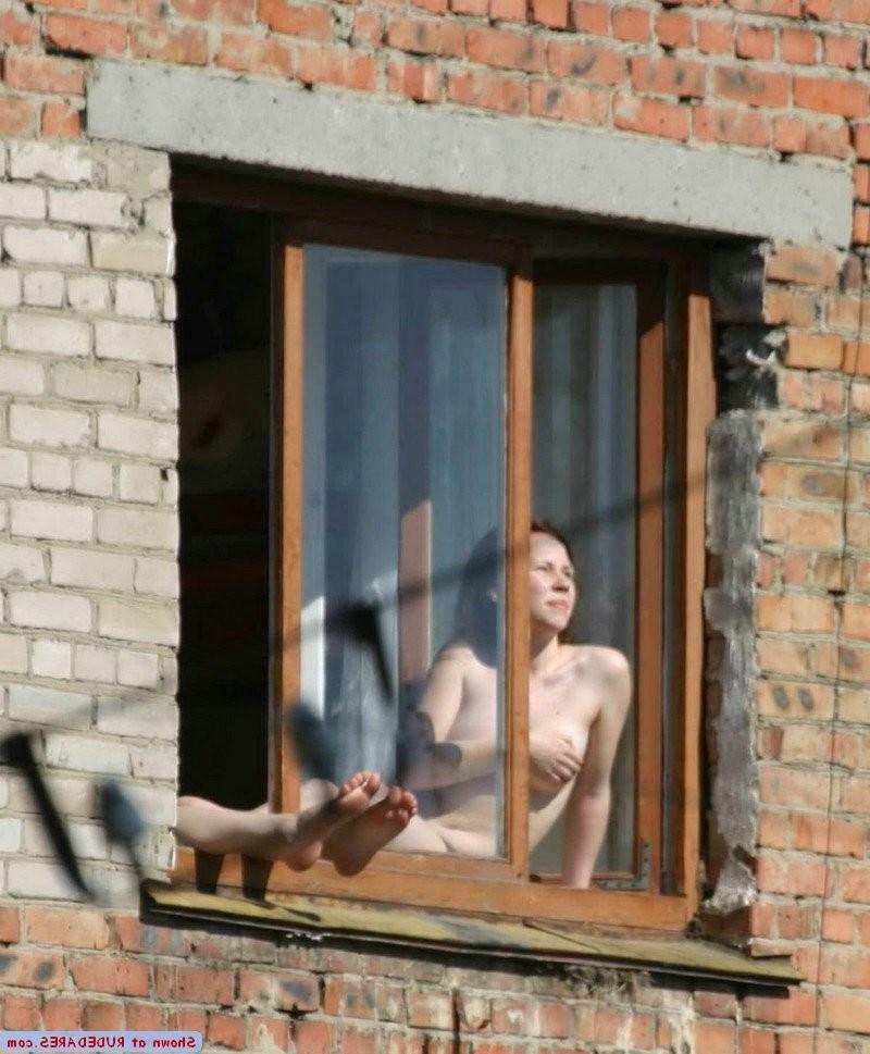 15P Genuine amateur girls caught naked