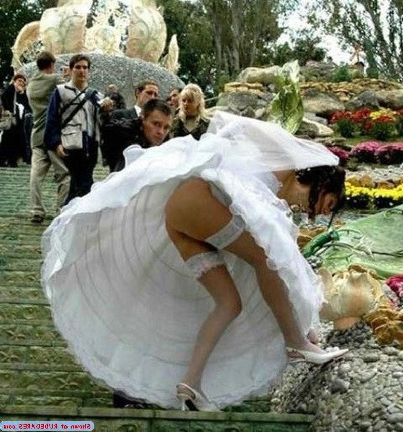15P Candid female exposure