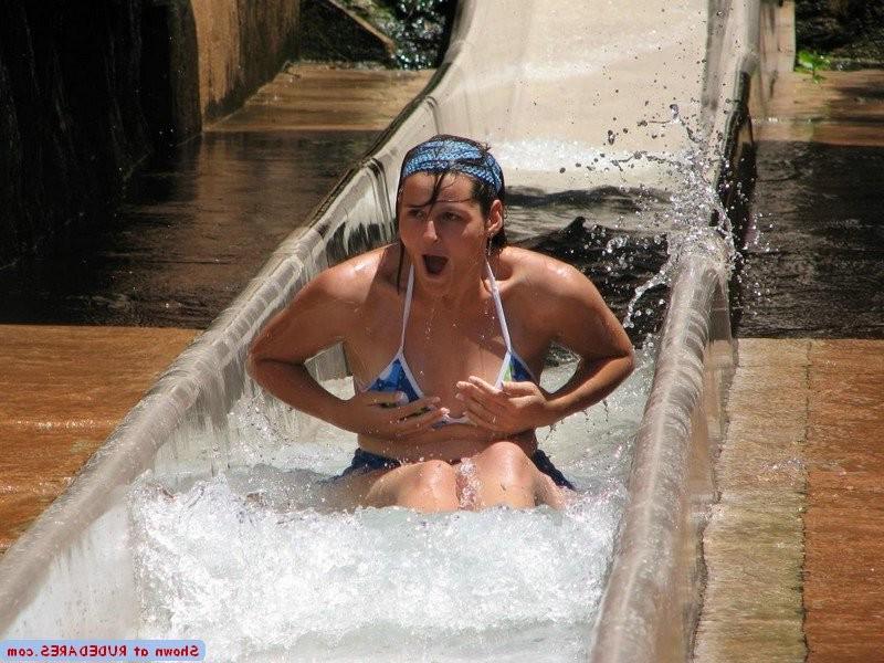 15P Shy girls show their naked bodies