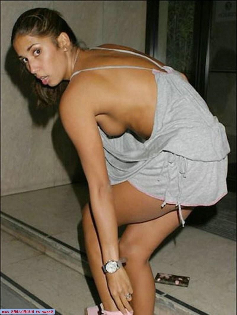 15P Unexpected female exposure