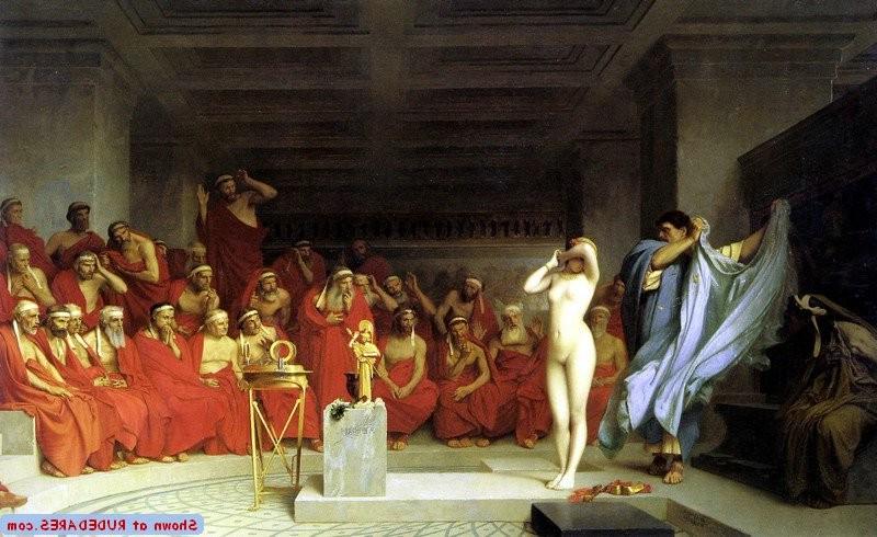 15P Girls caught undressed