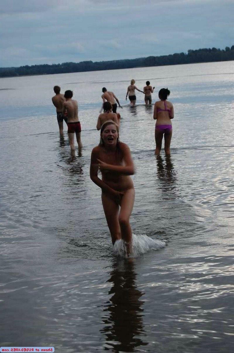 15P Exposed naked girlfriends