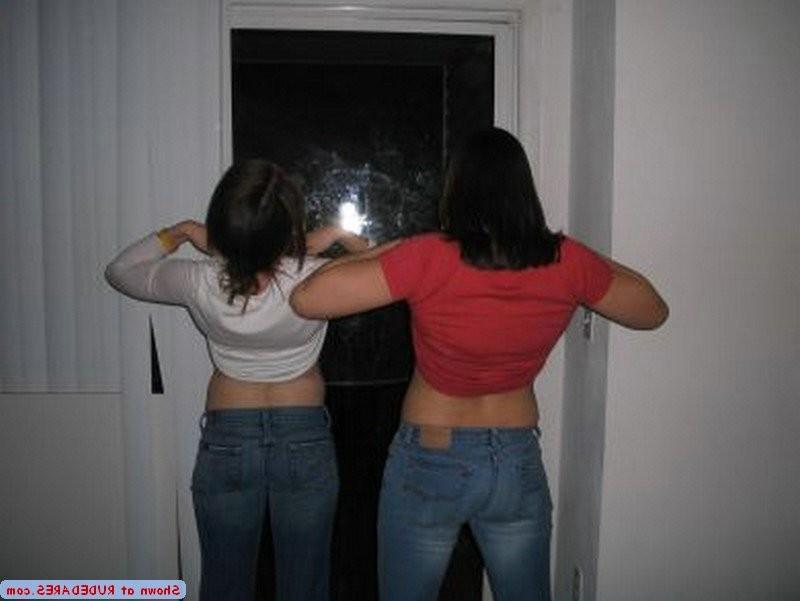 15P Exposed naked girlfriends