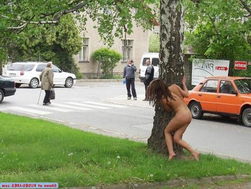 14P Amateur girlfriends caught while naked