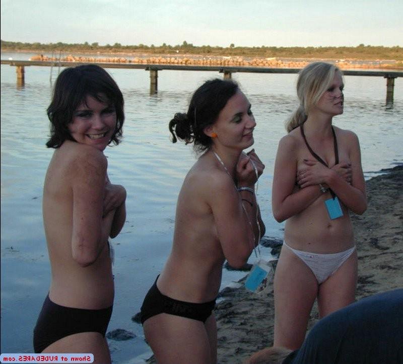 14P Candid photos of girls naked