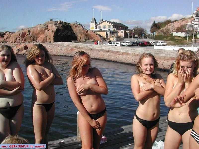 14P Candid photos of girls naked