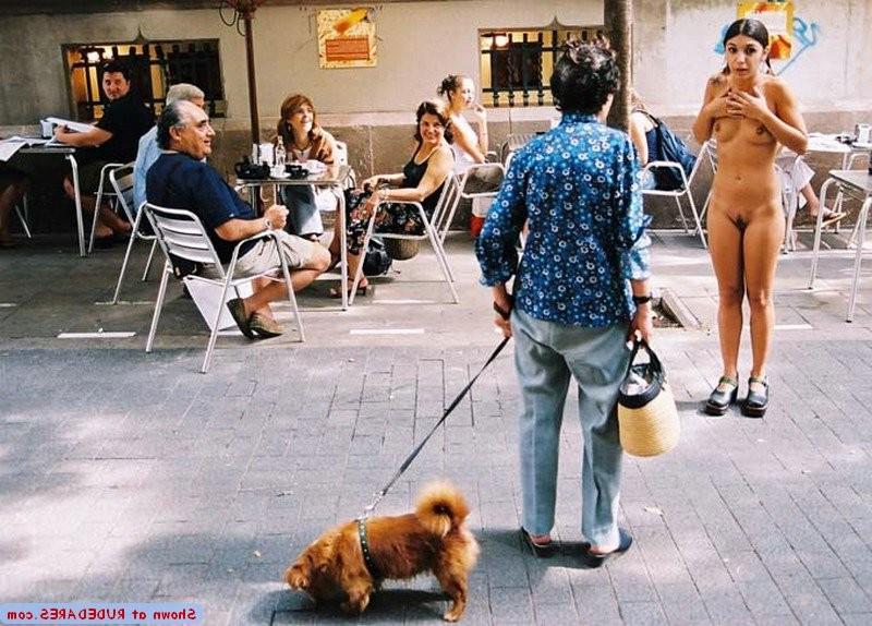 14P Caught while totally naked
