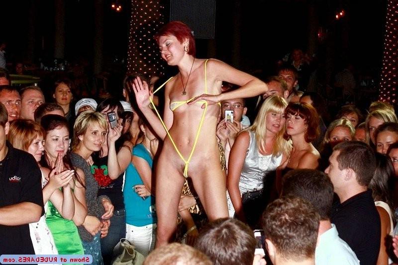 15P I didnt expect to see her naked