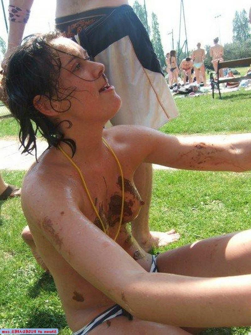 15P Naked in places they shouldnt be