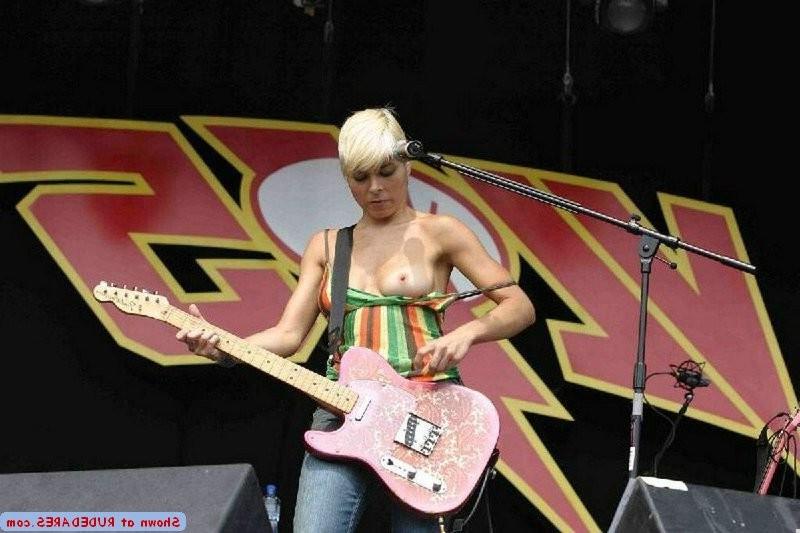 15P Naked in places they shouldnt be