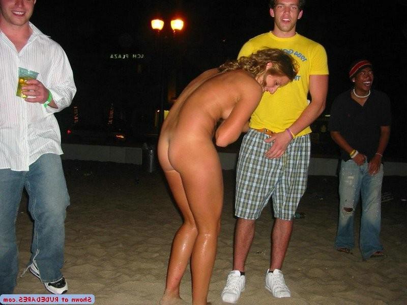 15P Girlfriend exhibitionists