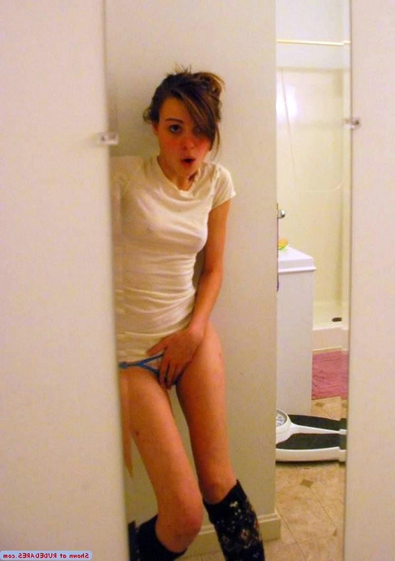 15P Your girlfriend caught naked