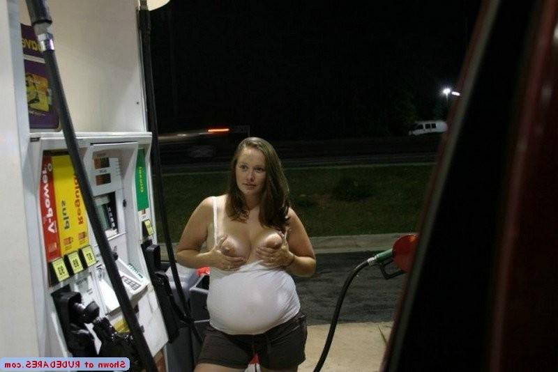 14P Unexpected nudity from genuine girlfriends