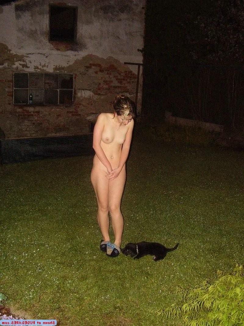 15P Girlfriends showing more than they wished