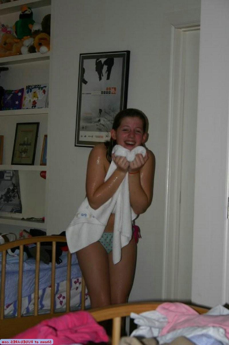 15P Girlfriends photographed wearing less clothes than they would like