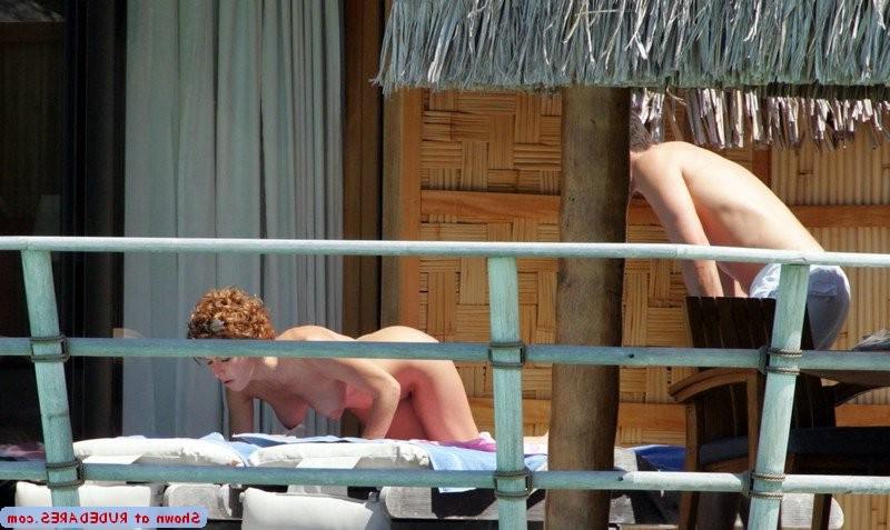 15P Amateur girls shocked at being caught nude