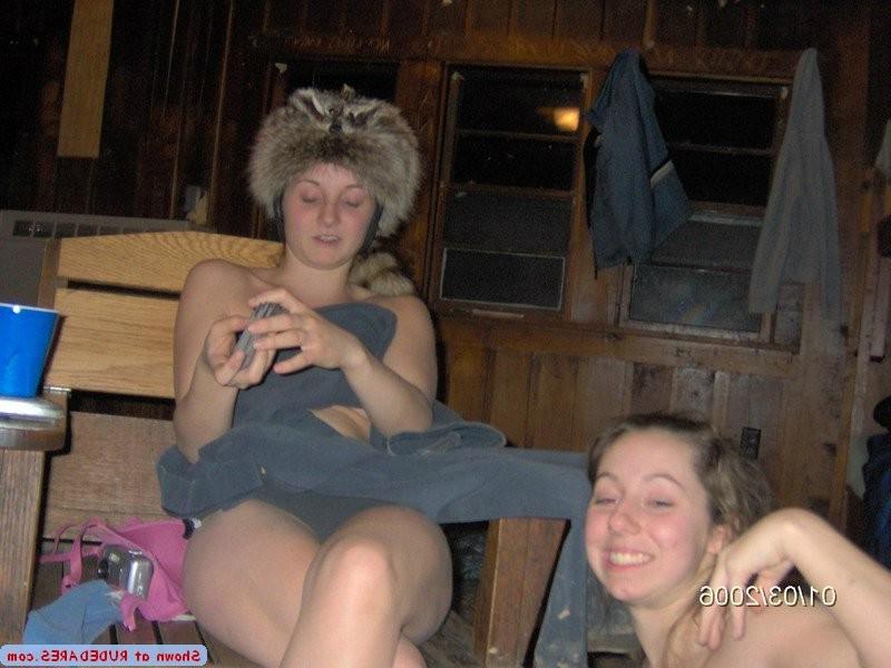 15P Shy girls caught nude