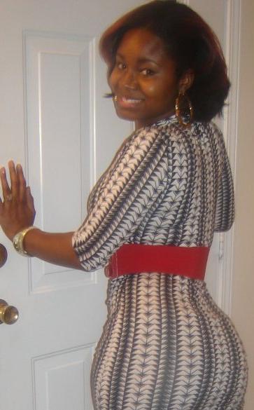 15P Ebony teen gfs posing for cell phone pics