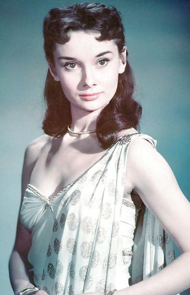 25P I love masturbating to Audrey Hepburn part 2