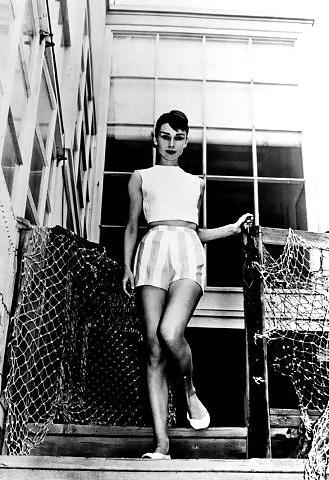 25P I love masturbating to Audrey Hepburn part 2